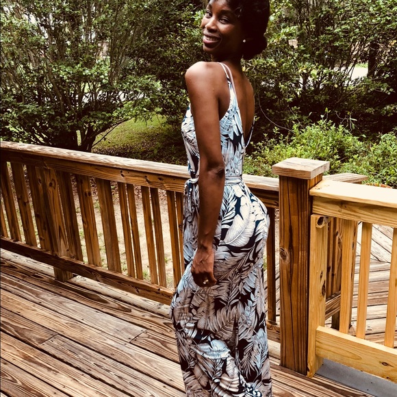 Navy and White Print Jumpsuit - Picture 7 of 8